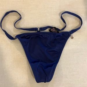 Victoria’s Secret V-String in deep blue